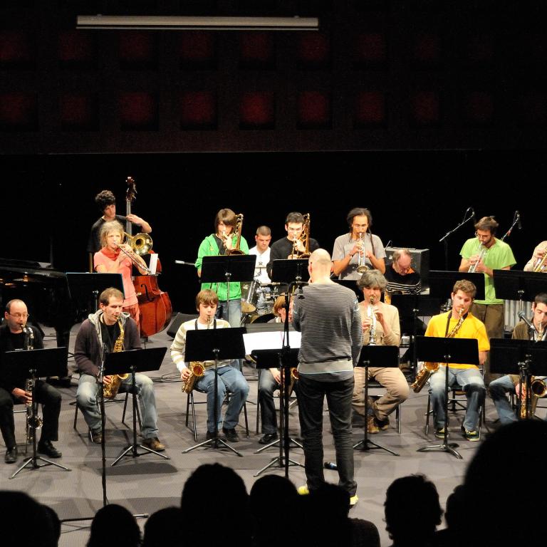 Photo du big band de la Maison des Arts