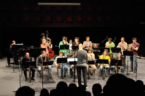 Photo du big band de la Maison des Arts