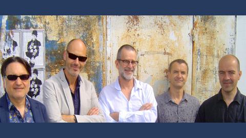 Photo de 5 musiciens